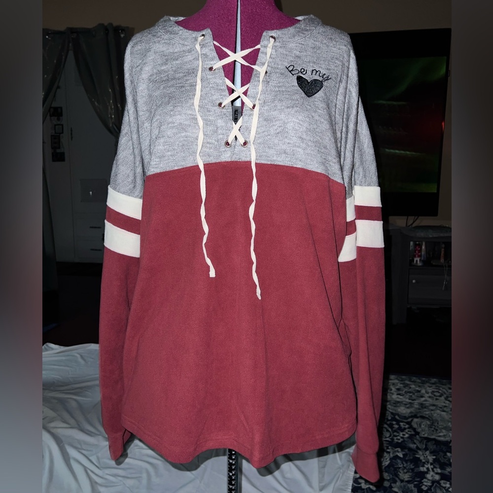 NWOT Be My Mickey Valentine Fleece Jersey